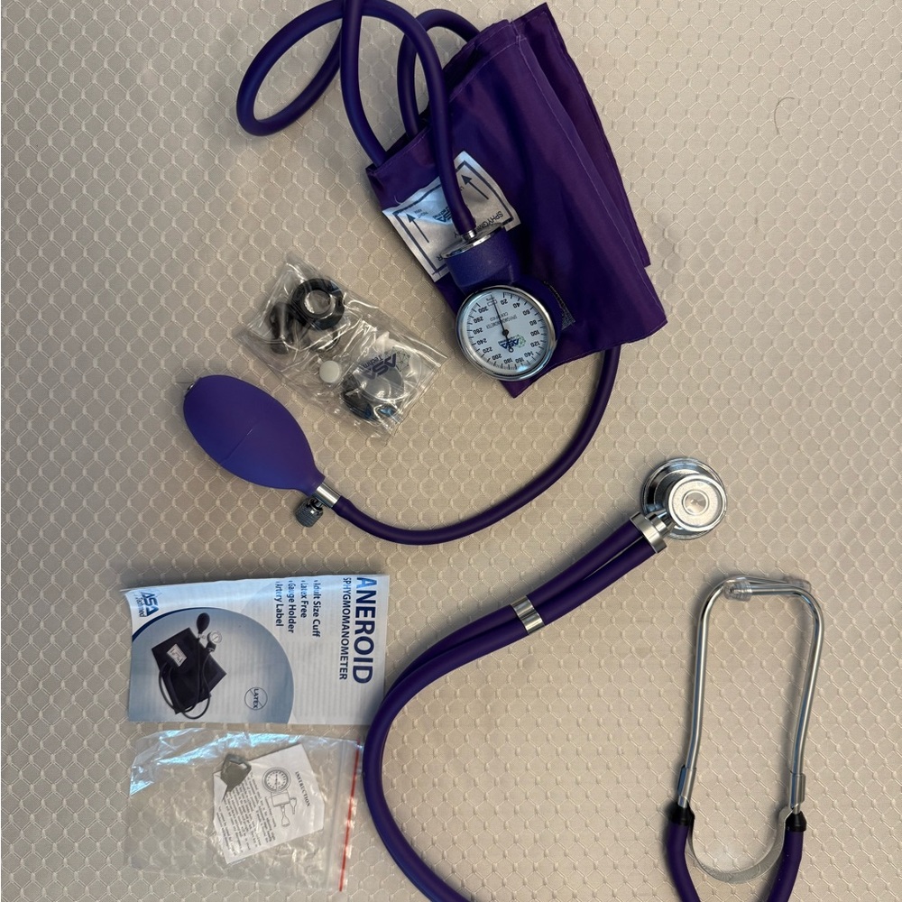 Purple Blood Pressure Kit with Stethoscope - Picture 2 of 2